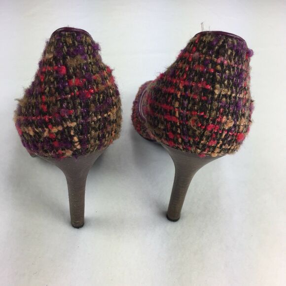 Steve Madden Tweed Heels Size 8 Womens Purple Peep Toe Fabric Flower Pumps - Picture 6 of 9